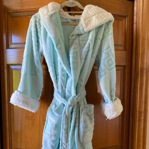 Victoria Secret PINK short mint robe (NWT)